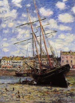 Boot bei Ebbe bei Fecamp Claude Monet Ölgemälde